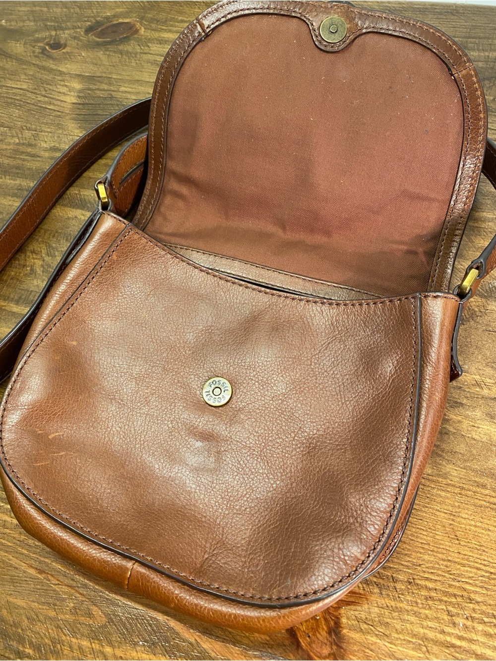 FOSSIL Women's Brown Leather Tassel Crossbody Bag | Western Bohemian Style - Picture 5 of 16